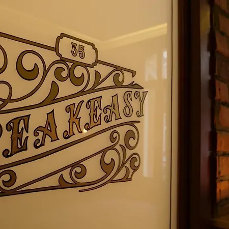 Daire 35 Speakeasy - Ambiance Pub Centre Avec Parking Reims