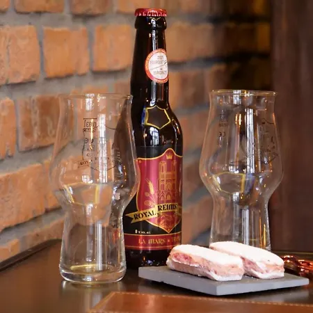 Апартаменты 35 Speakeasy - Ambiance Pub Centre Avec Parking *