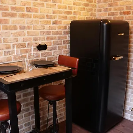 Daire 35 Speakeasy - Ambiance Pub Centre Avec Parking Reims