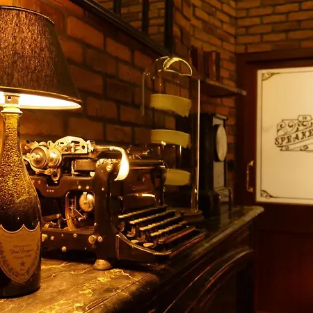 Daire 35 Speakeasy - Ambiance Pub Centre Avec Parking Reims